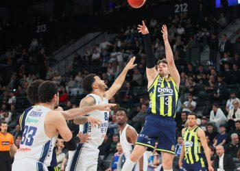 Anadolu Efes - Fenerbahçe Beko