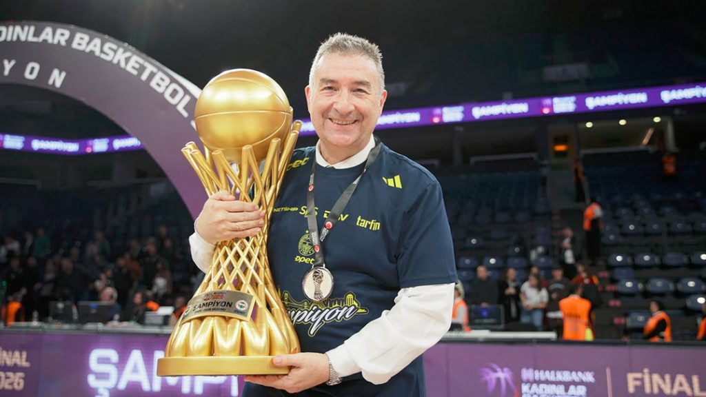 Fenerbahçe Kadın Basketbol Takımı Başantrenörü Miguel Mendez
