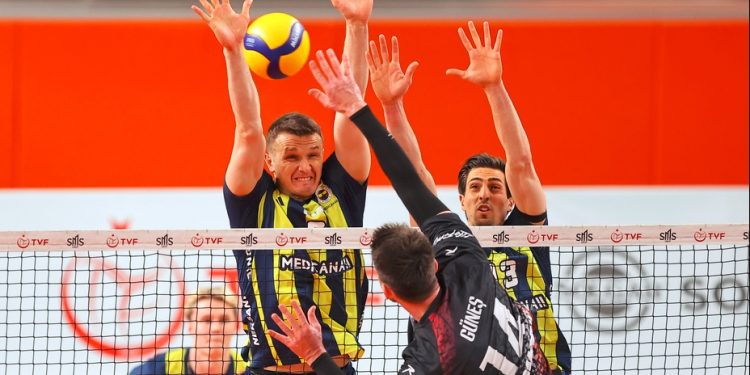 İstanbul Gençlik - Fenerbahçe Medicana