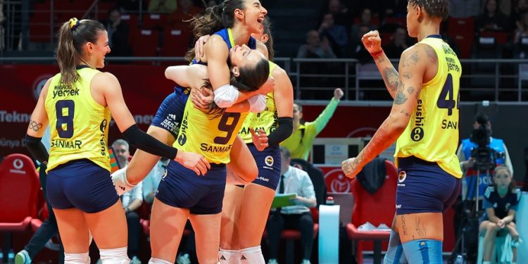 Fenerbahçe Kadın Voleybol Takımı