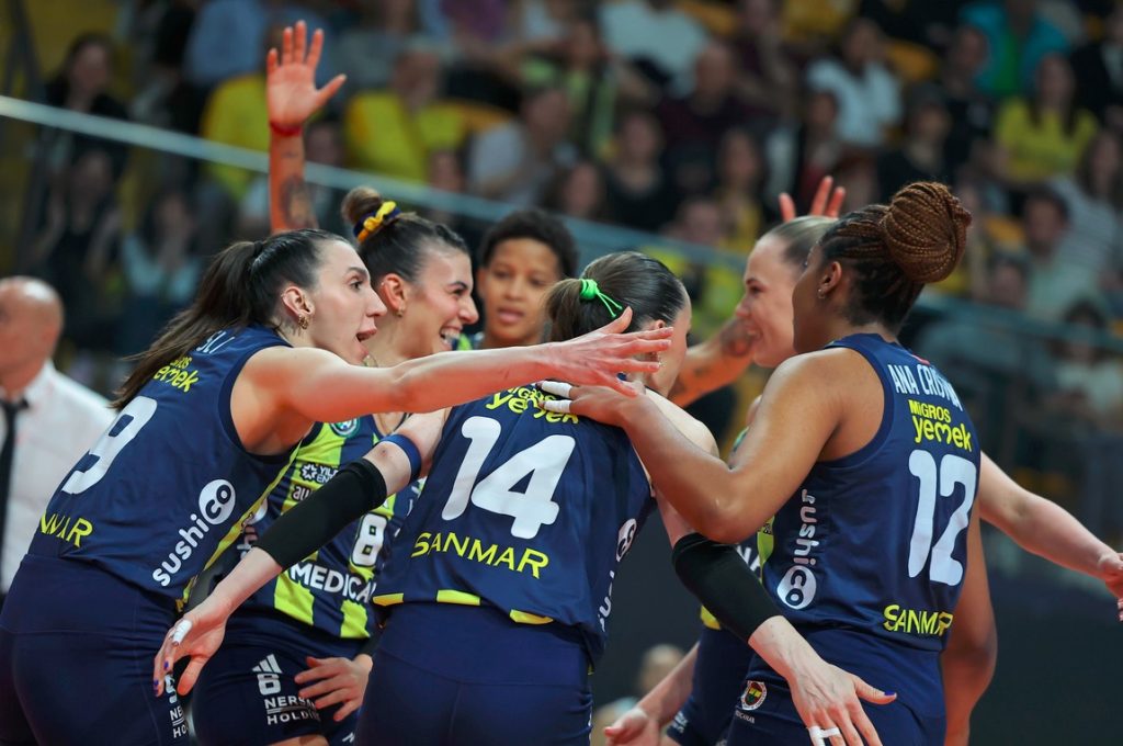 Fenerbahçe Kadın Voleybol Takımı