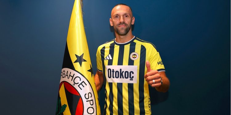 Vedat Muriqi Fenerbahçe'de