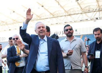 Aziz Yıldırım Yeniden Fenerbahçe Spor Kulübü Başkanı