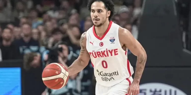 Shane Larkin Fenerbahçe’de