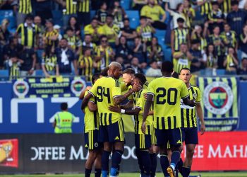 Hazırlık maçı: Fenerbahçe 4-0 Pogoń Szczecin