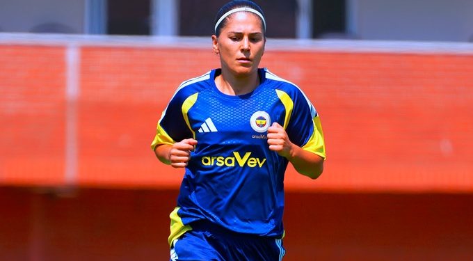 Fenerbahçe arsaVev Kadın Futbol Takımımız, yeni sezon hazırlıklarına başladı