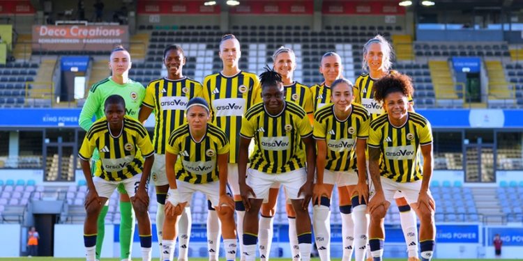 Fenerbahçe Kadın Futbol Takımı