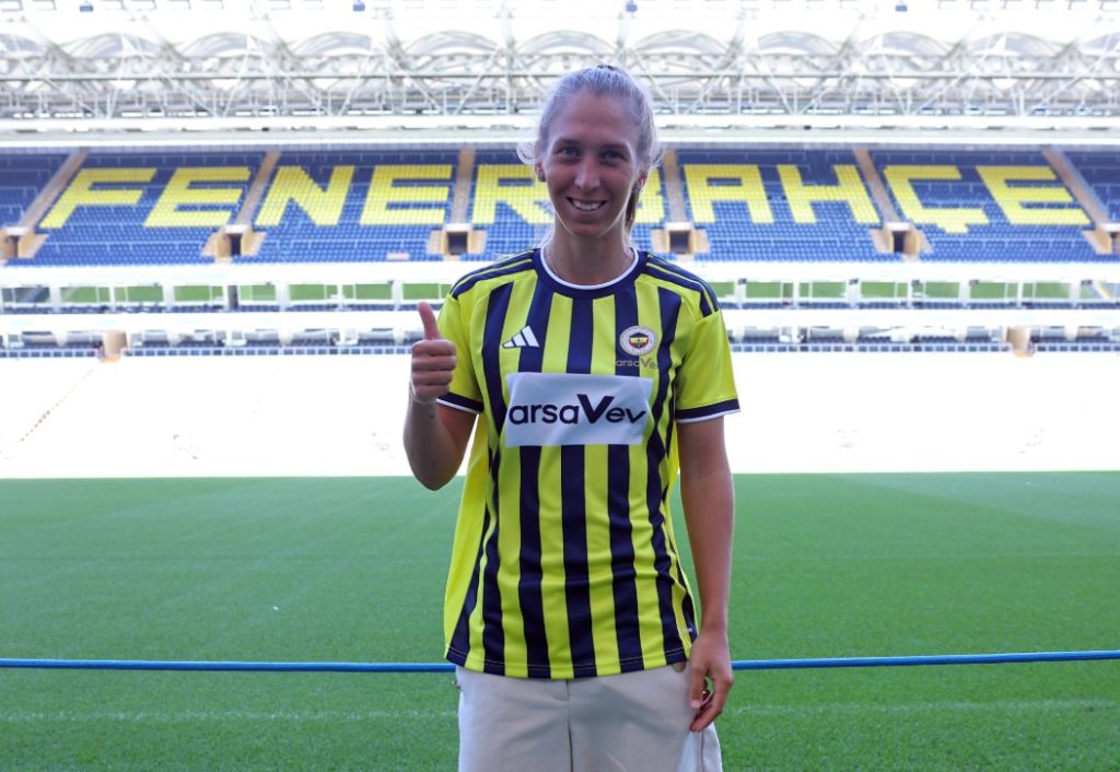 Zsanett Bernadett Kaján