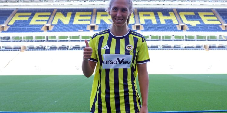 Zsanett Bernadett Kaján