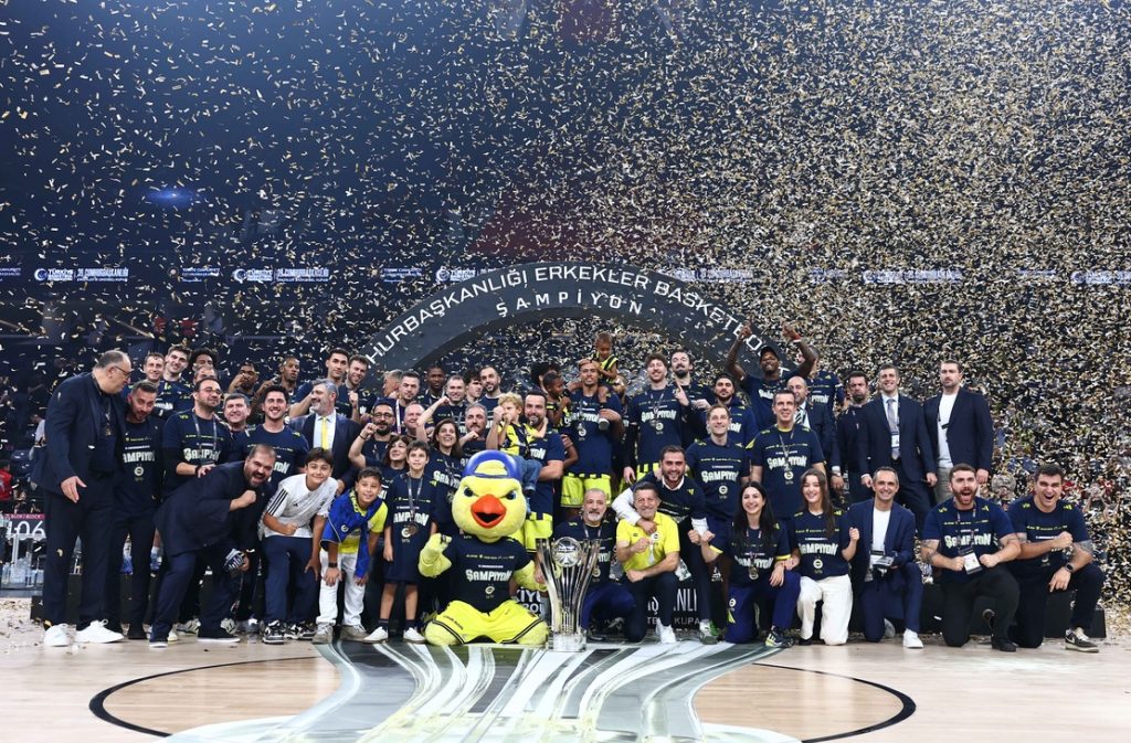 Cumhurbaşkanlığı Kupası Şampiyonu Fenerbahçe Tarfin