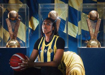Kuanitra Holingsvorth Fenerbahçe Tarfin'de