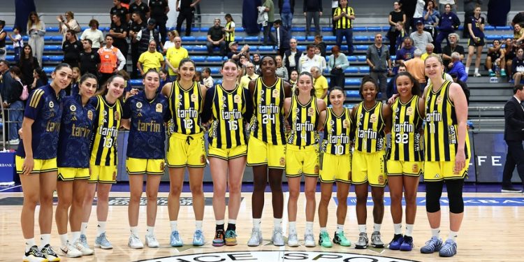 Fenerbahçe Kadın Basketbol Takımı