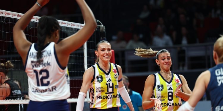 Fenerbahçe Kadın Voleybol Takımı