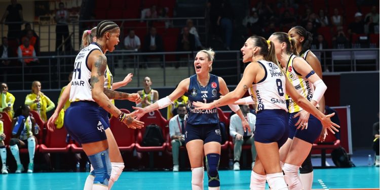 Fenerbahçe Kadın Voleybol Takımı