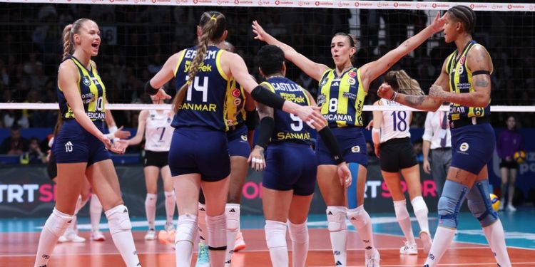 Fenerbahçe Kadın Voleybol Takımı