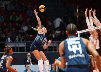 Fenerbahçe Medicana - Eczacıbaşı Peron